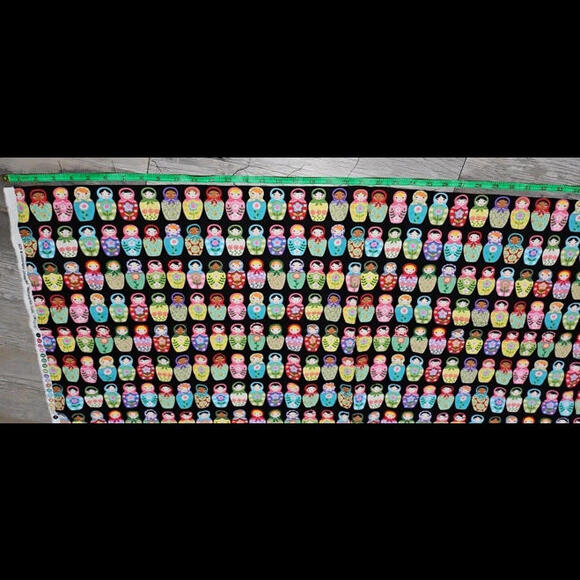Matryoshka Dolls Fabric 44x 43" Russian Nesting Dolls Design AEK - Picture 5 of 9
